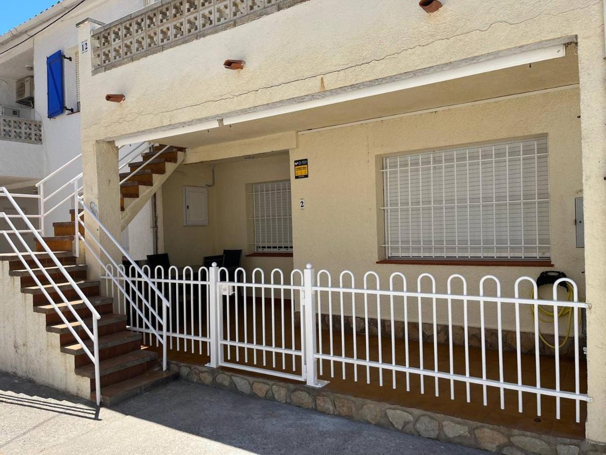 Apartamento En La Playa. Free Parking. Free Wifi L' Escala Dış mekan fotoğraf